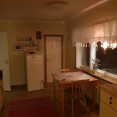 Elvestua House In Nature Gibostad