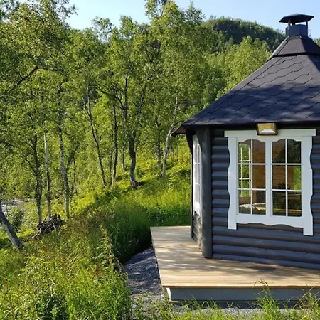 Elvestua House In Nature 度假居
