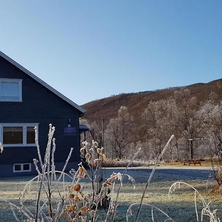 Elvestua House In Nature *